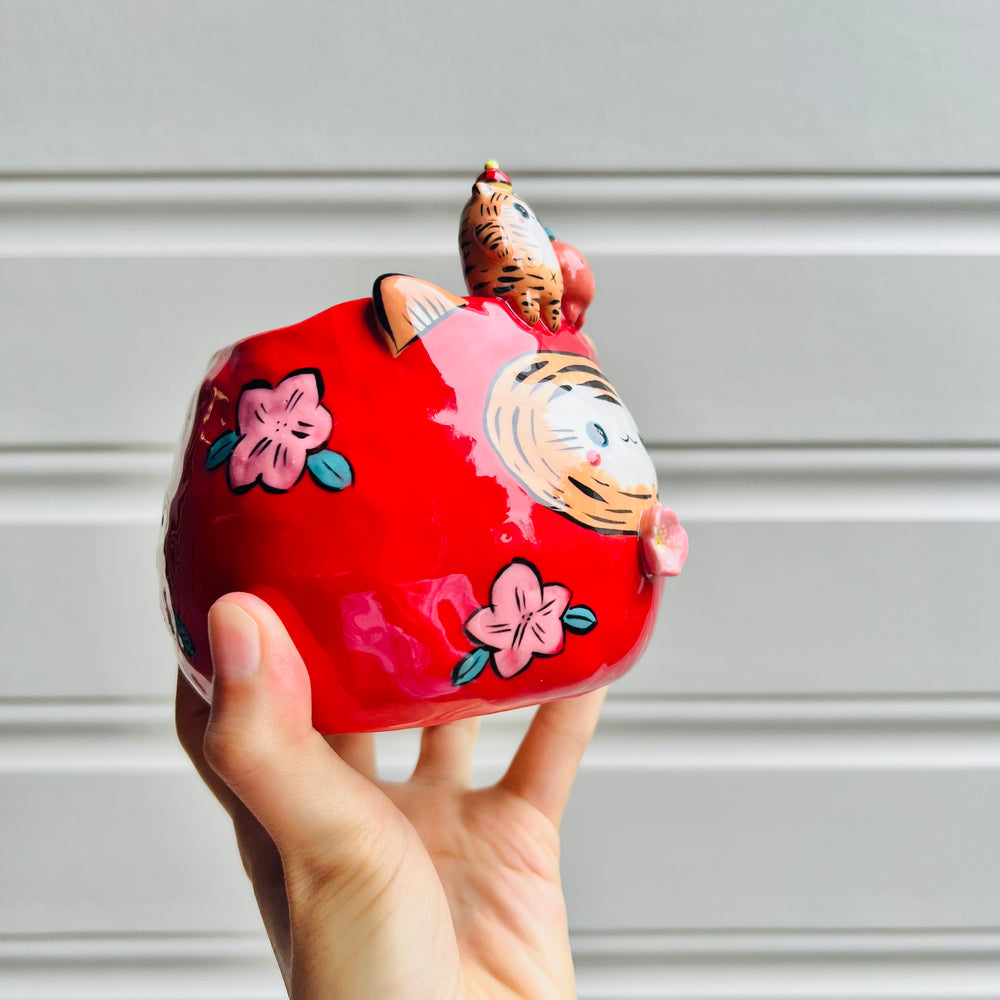 DARUMA red tiger pot with baby tiger and mandarin friend, photo 2 of 5