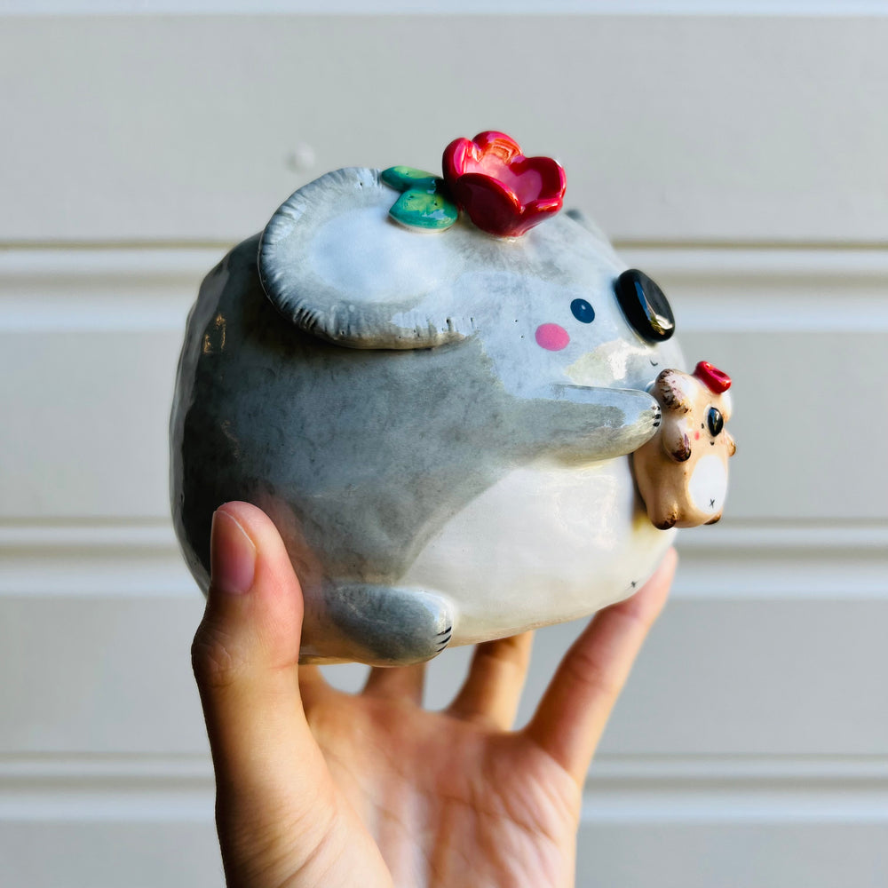 Flowery Koala Pot with koala baby, photo 2 of 5