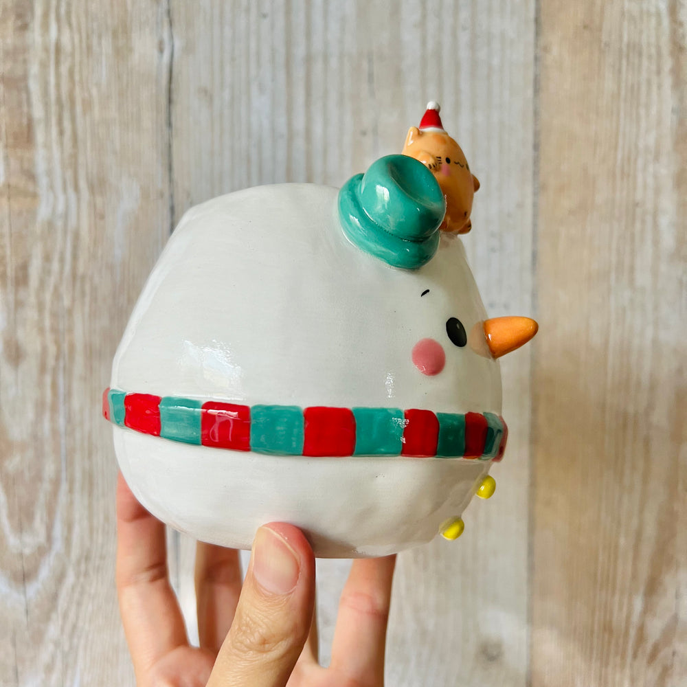 BAUBLE SNOWMAN POT with ginger kitty friend, photo 2 of 7