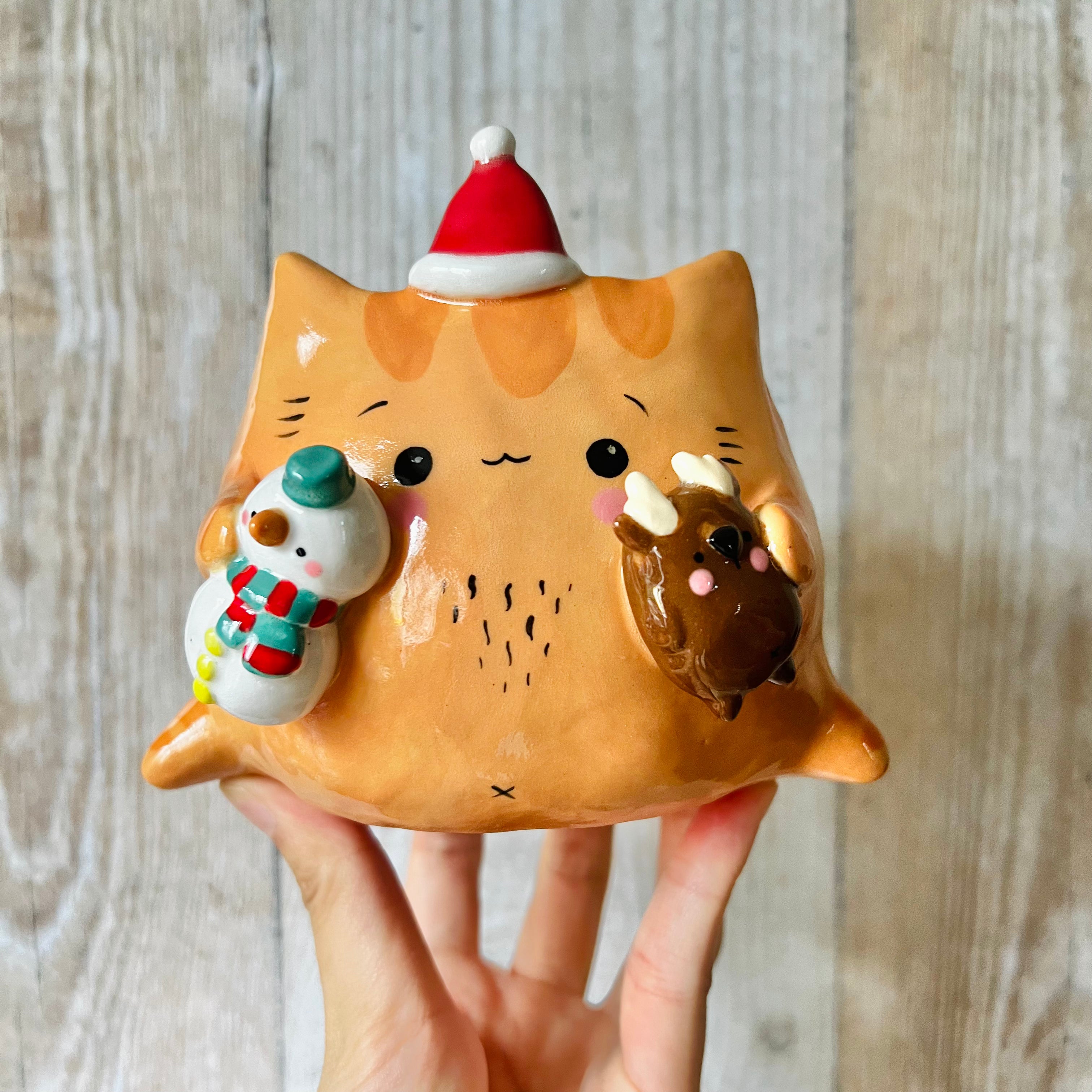 FESTIVE CAT POT with reindeer and snowman friend