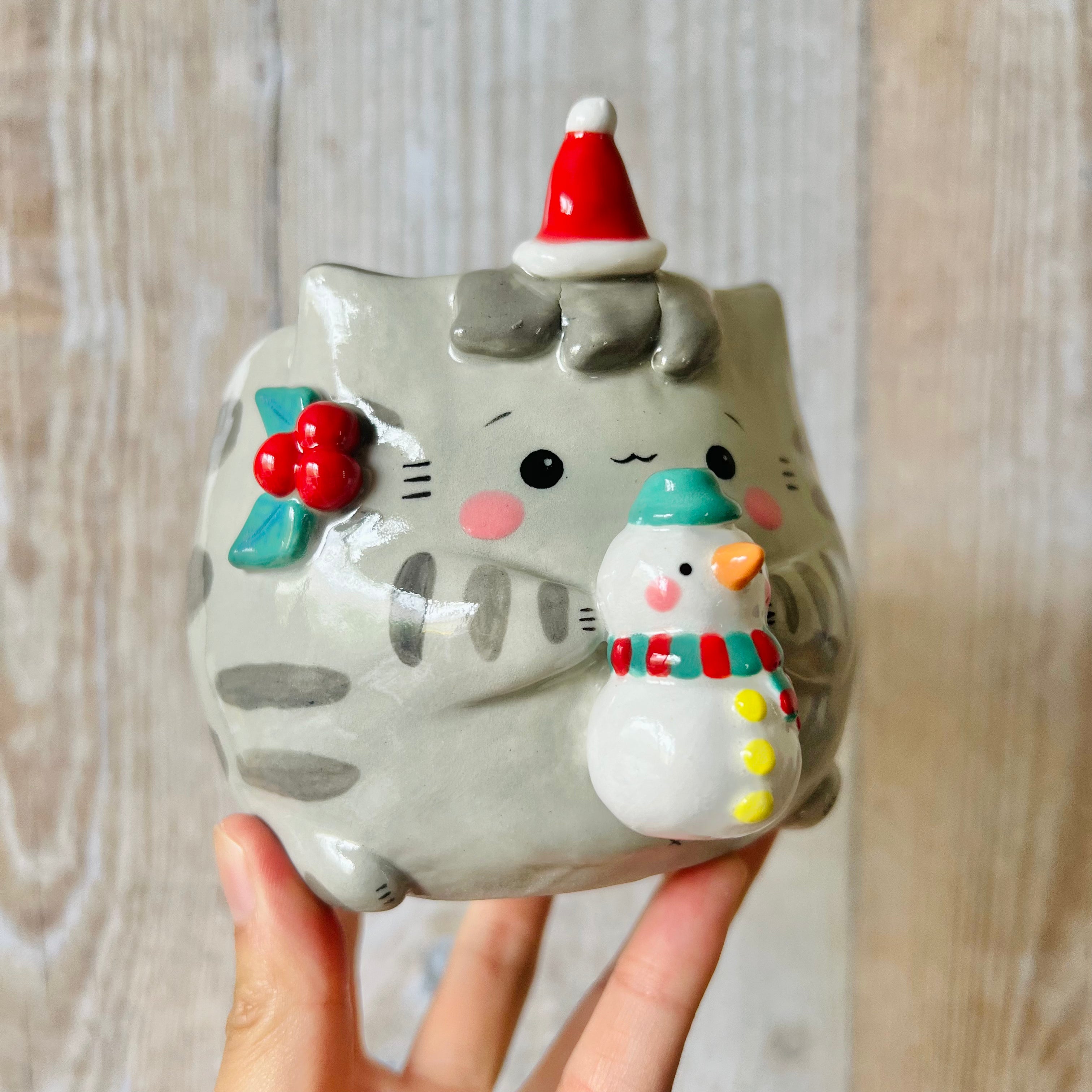 FESTIVE GREY CAT POT with snowman friend