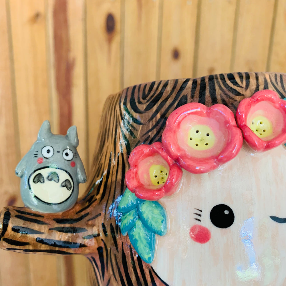 Big flowery tree pot with Totoro friends, photo 2 of 13