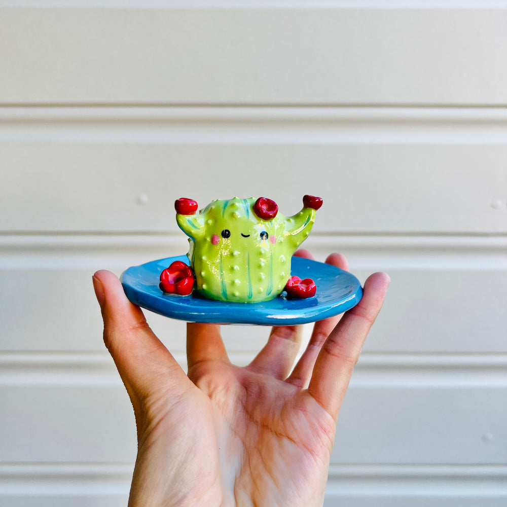 2 in 1 CACTUS vase trinket dish, photo 1 of 3