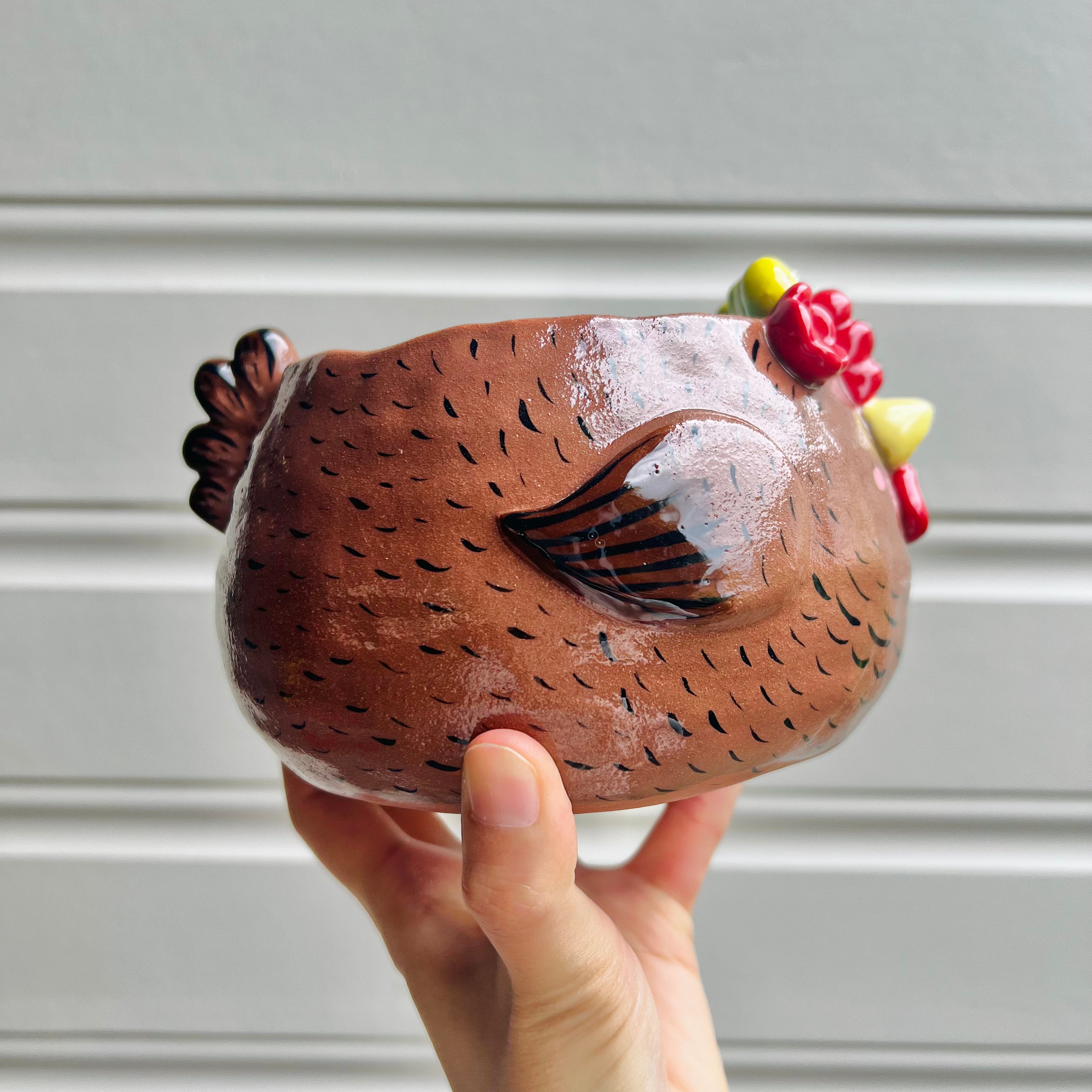 LARGE brown chick crown chicken pot