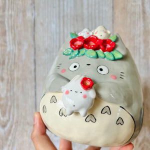 Flowery TOTORO POT with dumpling friends