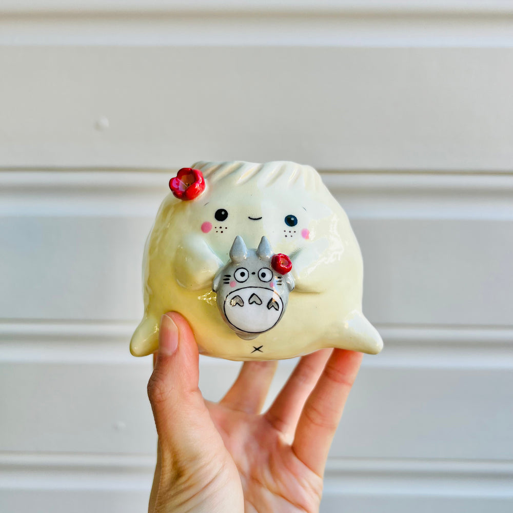 Small Dumpling VASE with Totoro friend, photo 1 of 4