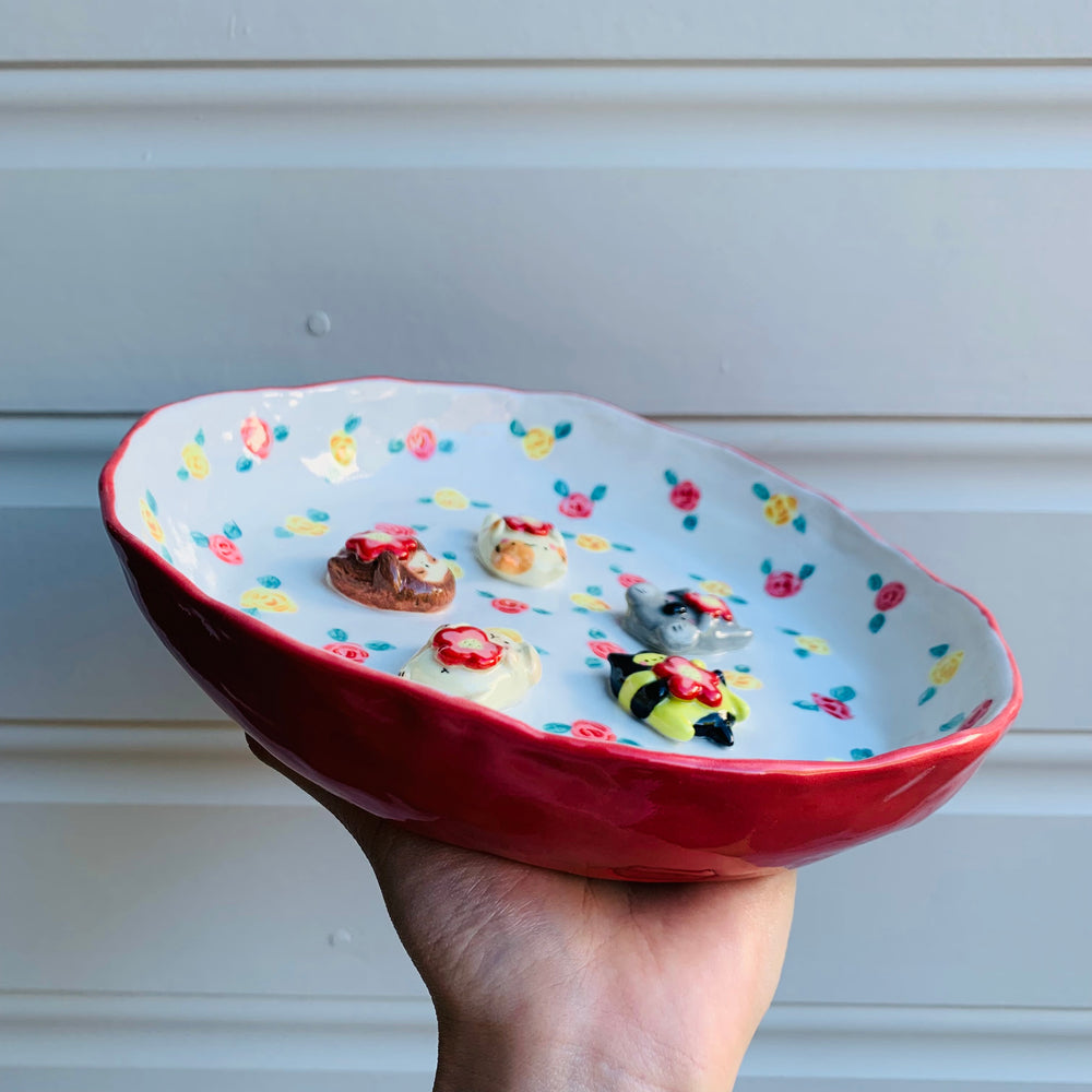 Flowery animal gathering bowl, photo 5 of 7