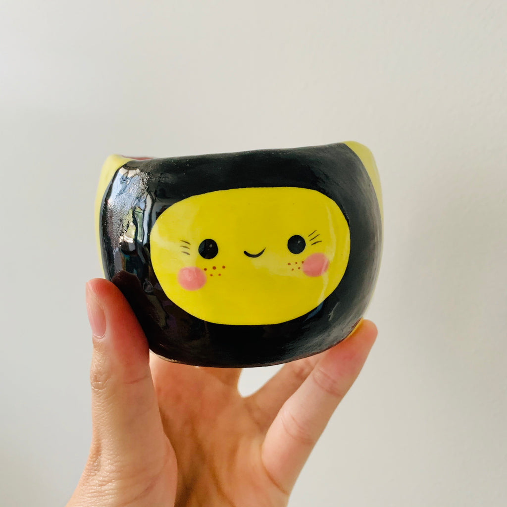 PINK ‘Bee Happy’ snack bowl