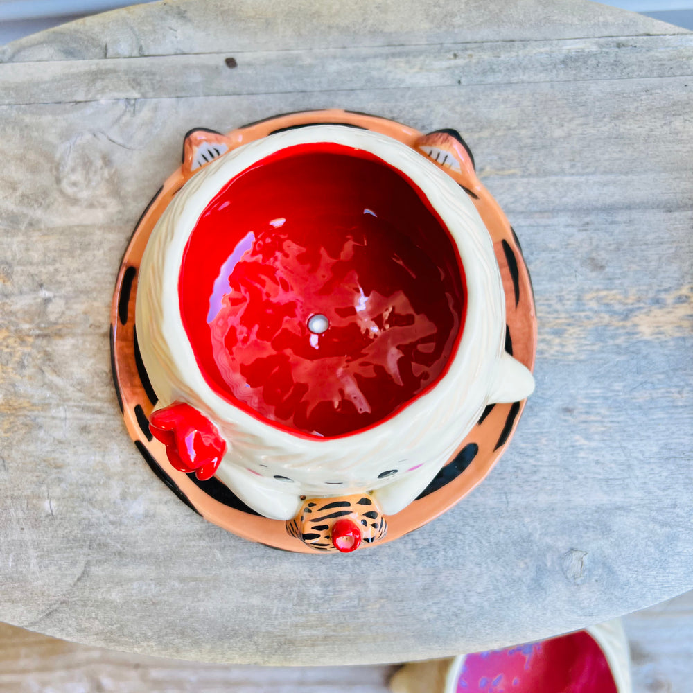 Dumpling POT with tiger friend & matching dish, photo 2 of 4