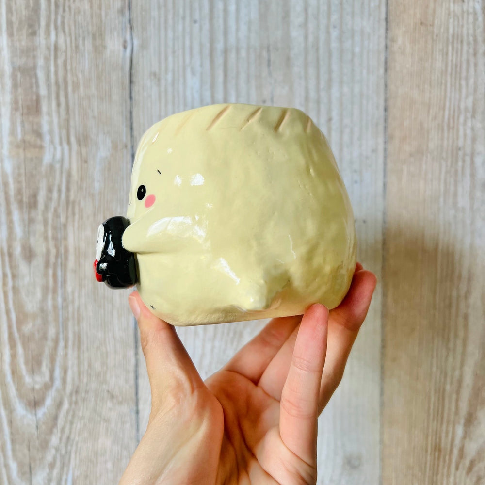 DUMPLING MUG with No face friends, photo 3 of 8
