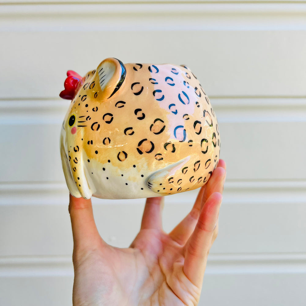 Leopard pot, photo 3 of 5