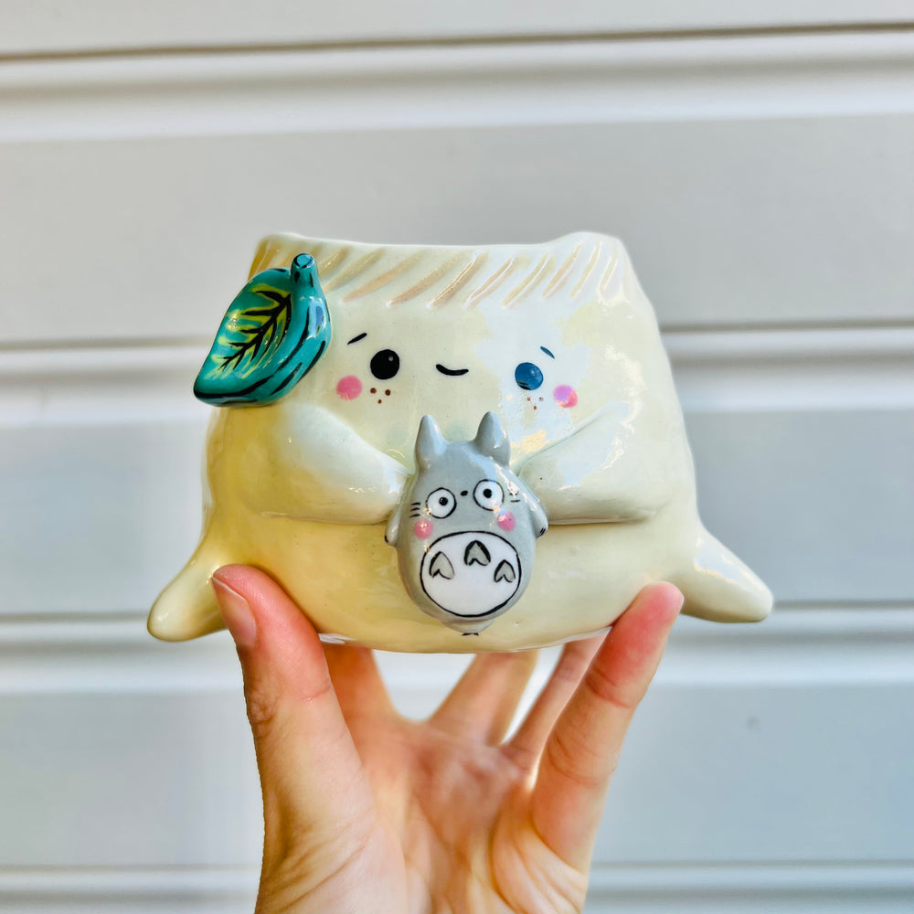 Dumpling POT with Totoro friend & matching dish, photo 4 of 4