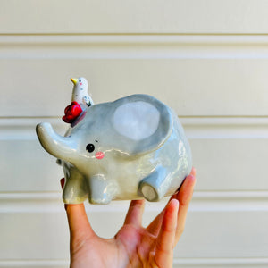 Elephant pot with egret friend