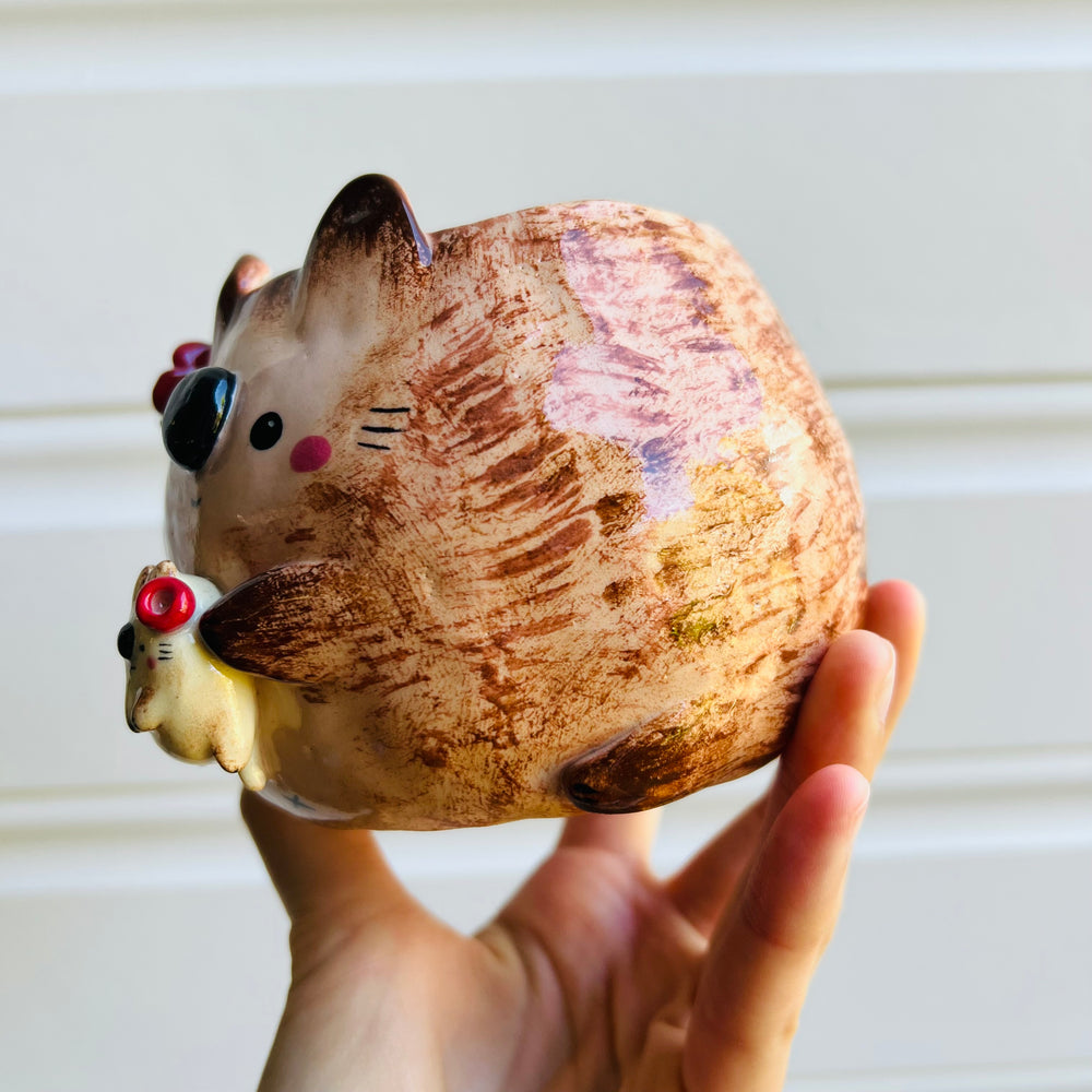 Flowery Quokka pot with quokka baby, photo 3 of 5
