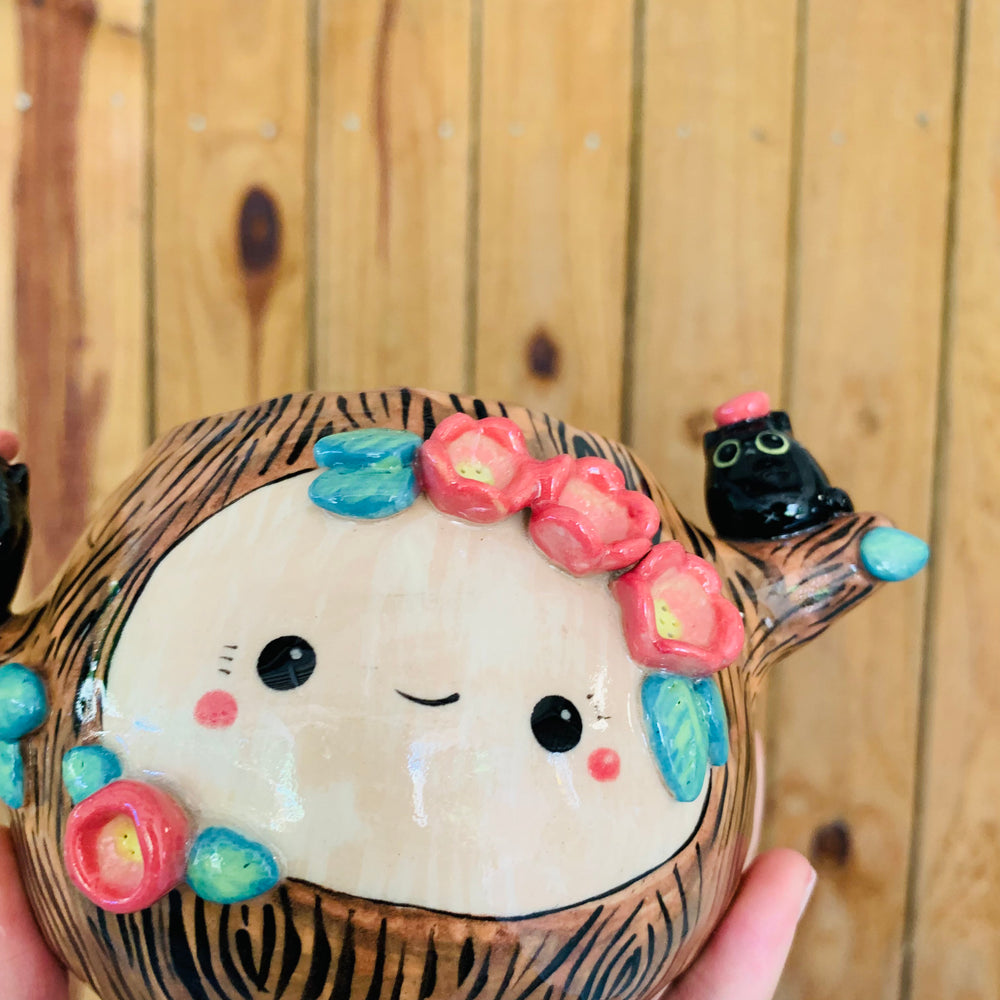 Happy tree pot with black cat friends, photo 9 of 10