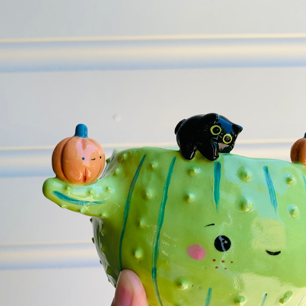 Pumpkin cactus pot with black cat friends, photo 6 of 7