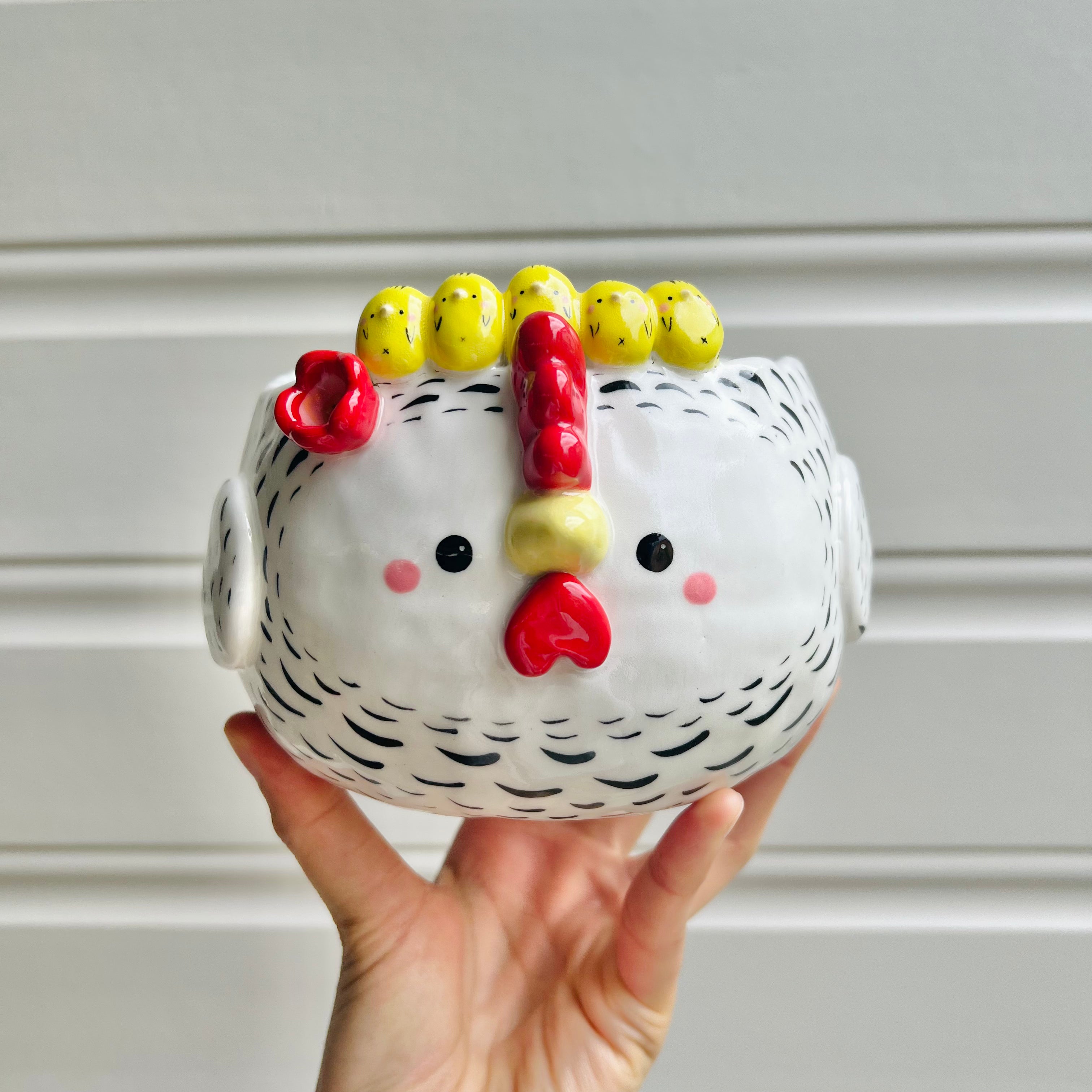 LARGE white chick crown chicken pot