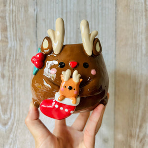 STOCKING REINDEER POT with reindeer baby