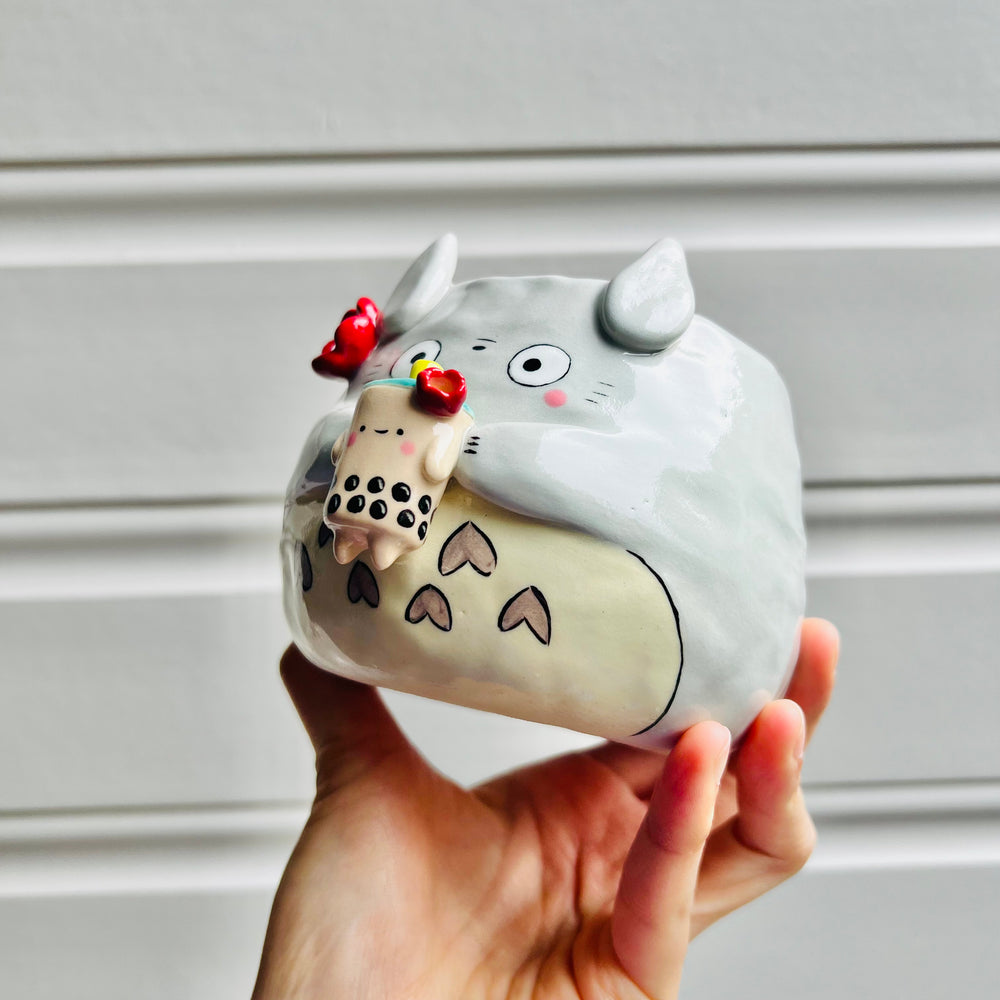 Totoro pot with bubble tea friend, photo 4 of 6