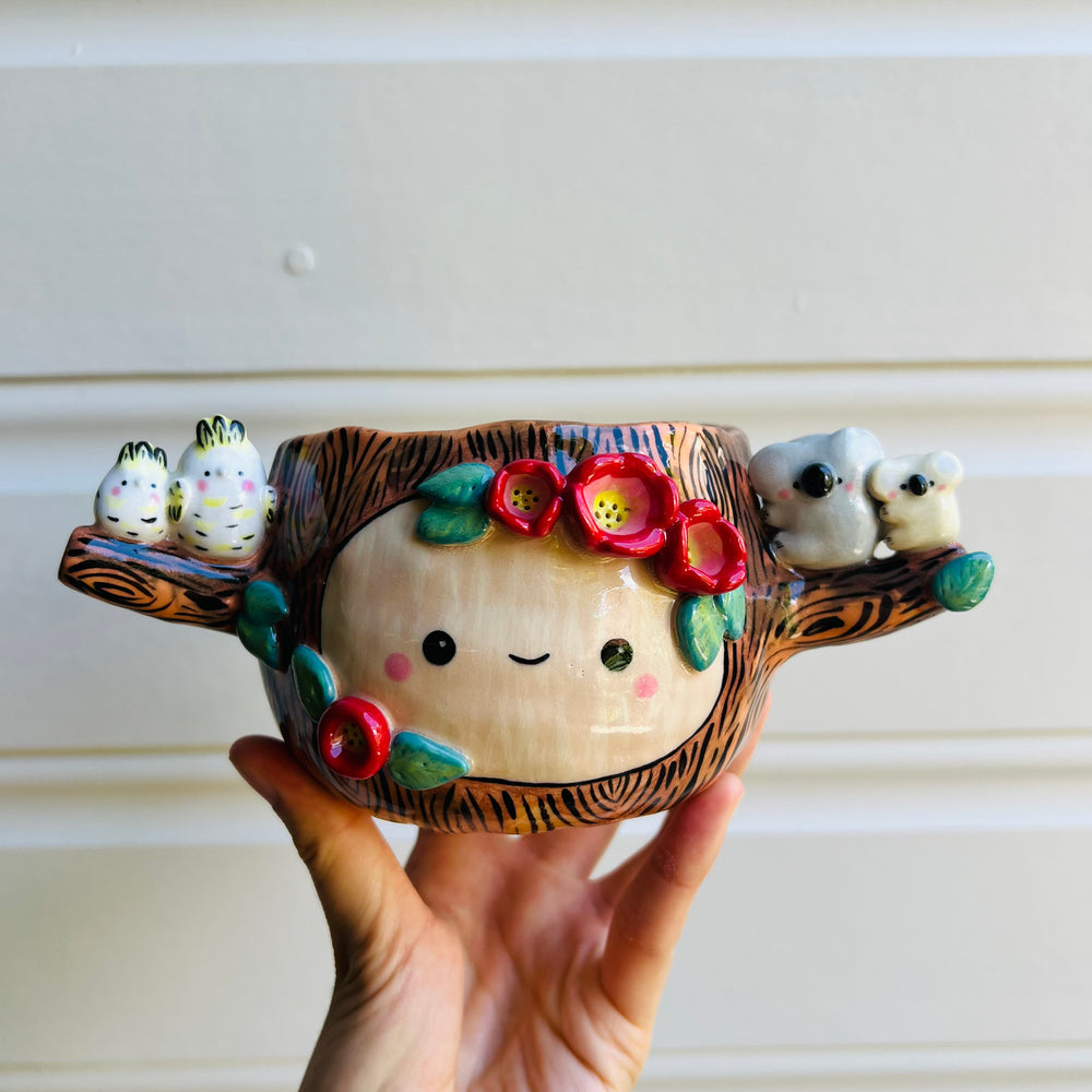 Flowery Happy Tree Pot with Aussie friends, photo 1 of 5
