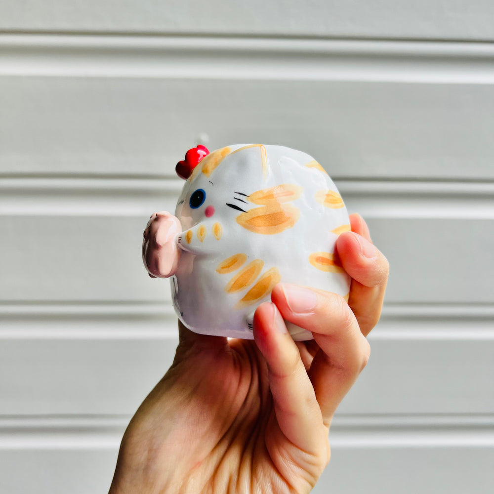 Ginger cat vase with pig friend, photo 3 of 5
