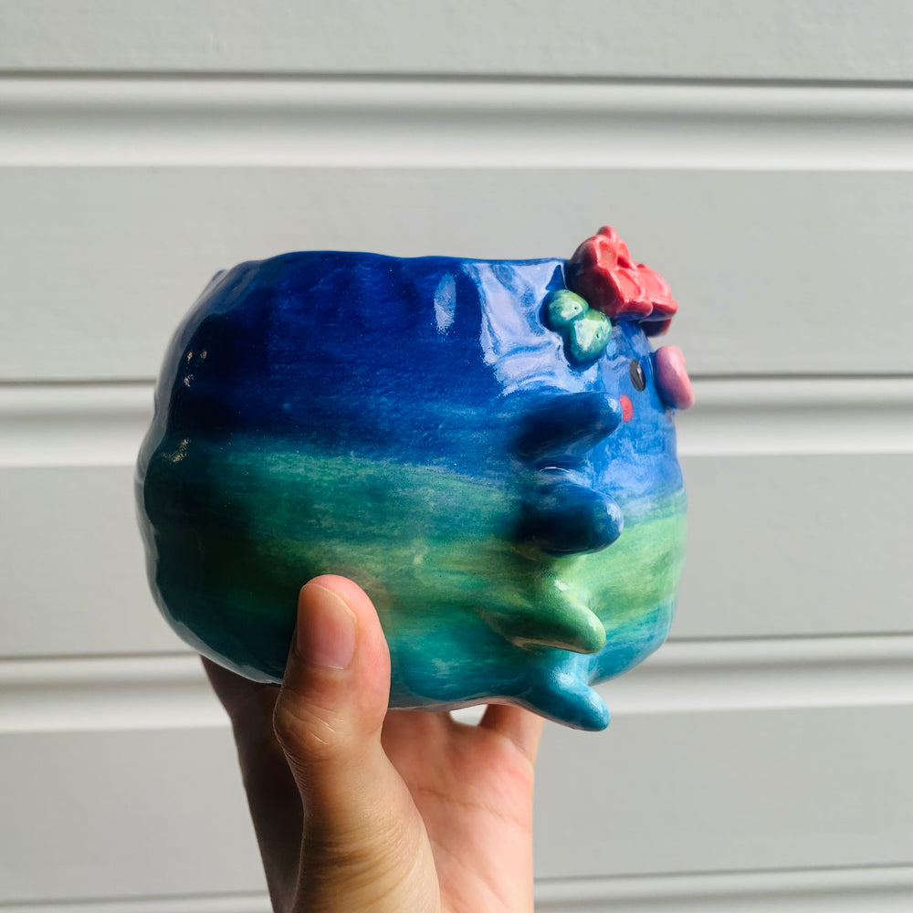 Smooth Ocean tardigrade pot, photo 2 of 8