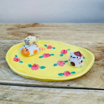 Cat family flowery trinket dish