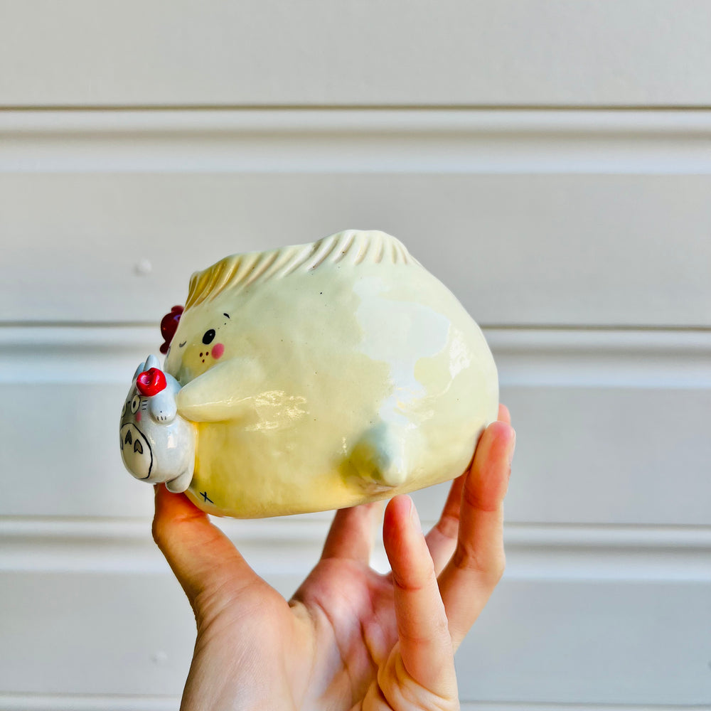 Dumpling VASE with Totoro friend, photo 3 of 4