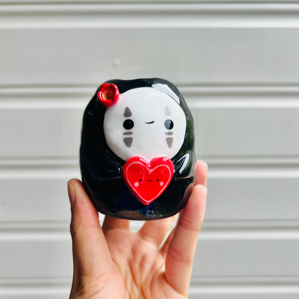 No Face vase with heart friend, photo 1 of 5