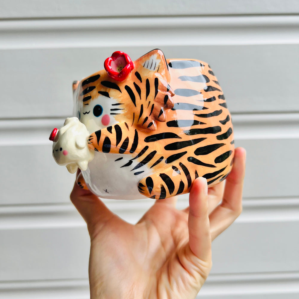 Flowery tiger mug with dumpling friends, photo 3 of 5