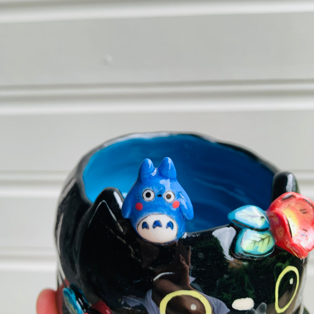 Flowery black cat pot with Totoro friends, photo 8 of 10