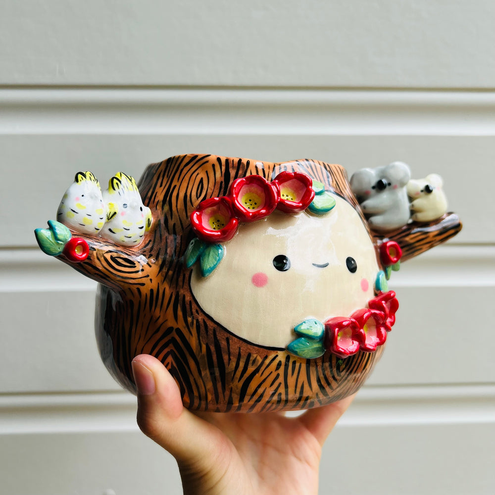BIG Flowery Happy Tree Pot with Aussie friends, photo 2 of 13