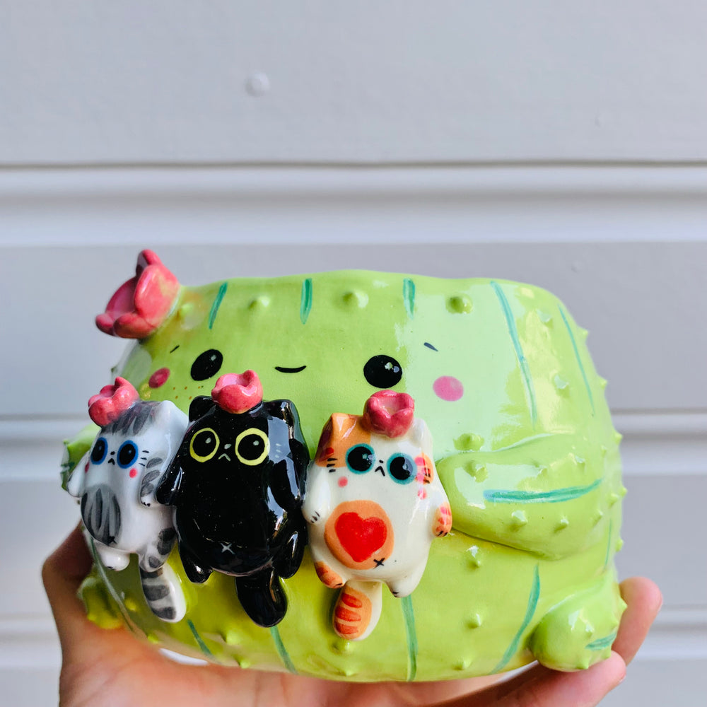 Flowery cactus pot with cat friend trio, photo 8 of 9