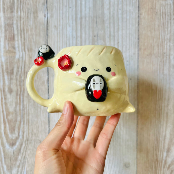 DUMPLING MUG with No face friends