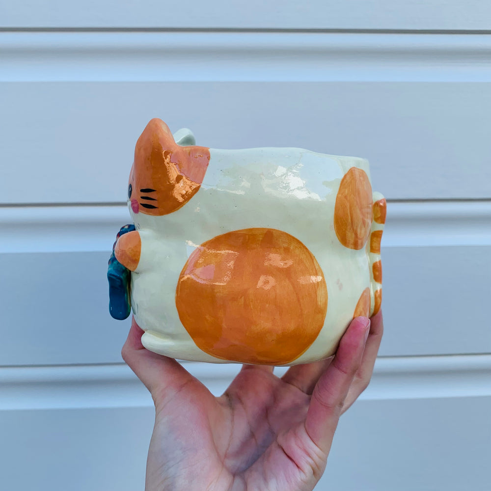 Big cat with fish friend planter, photo 5 of 8