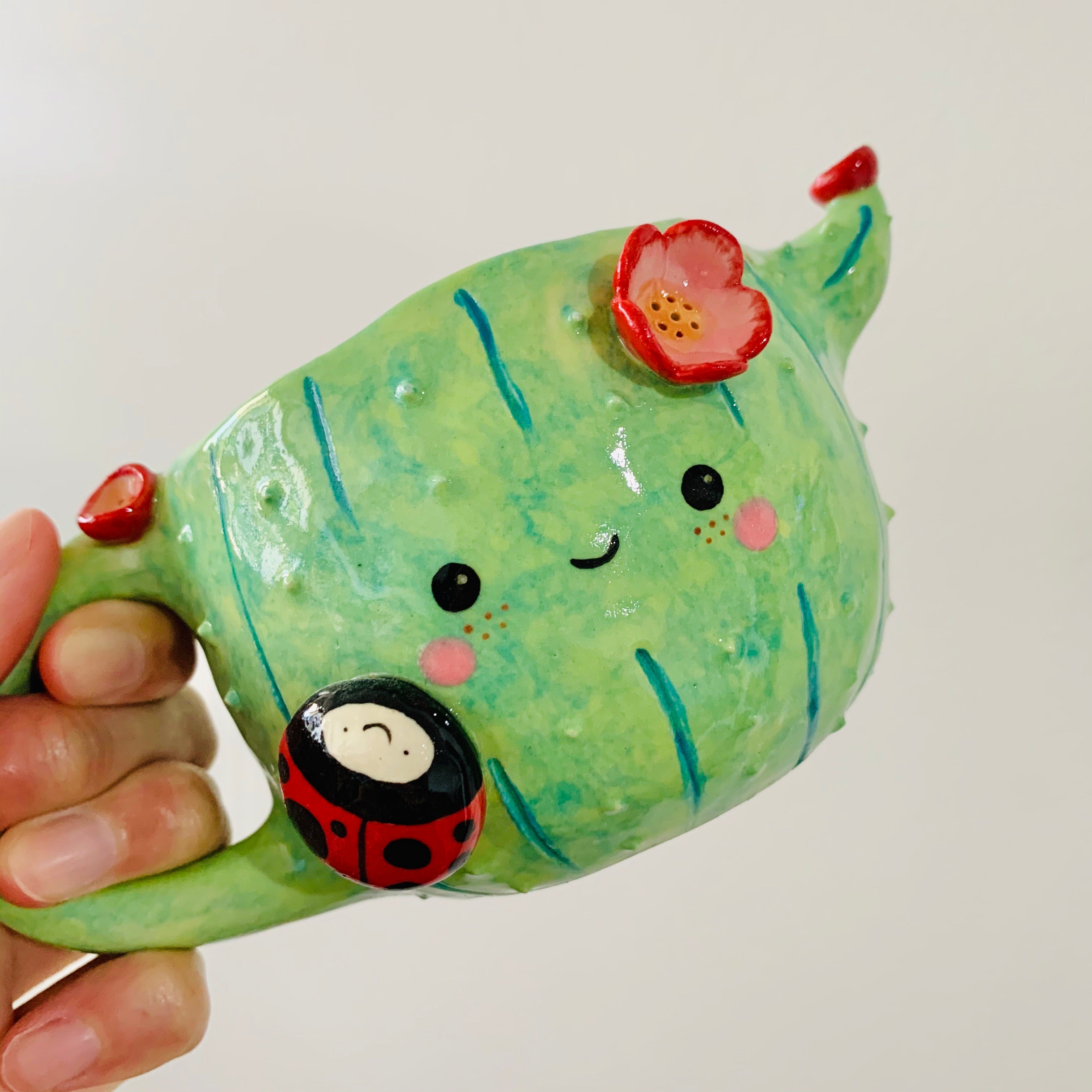 Flowery cactus mug with lady bug friend - approx. 250ml