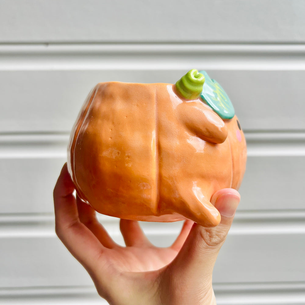 Halloween pumpkin pot with bat friend, photo 2 of 8
