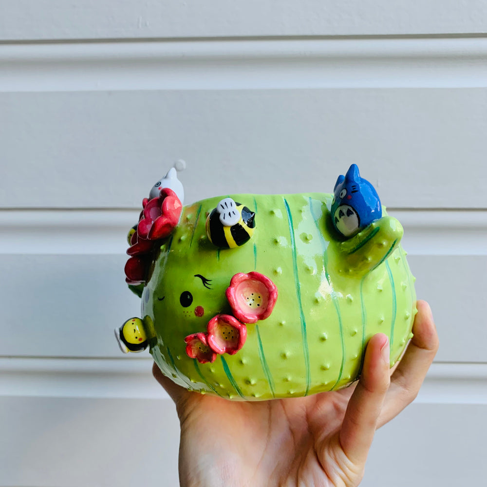 Flowery cactus pot with Totoro and bee friends, photo 3 of 11