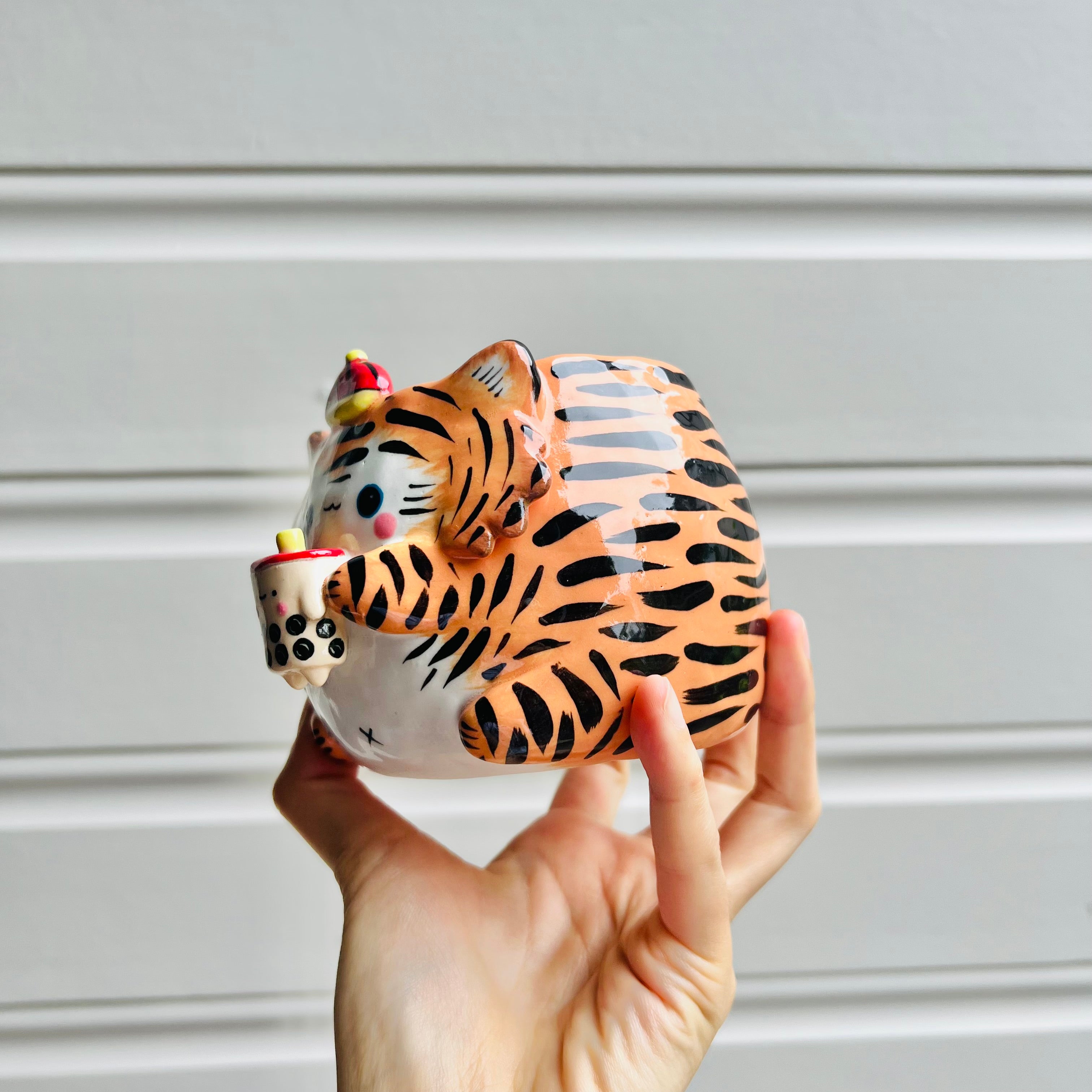 Hat wearing tiger with mandarin friend mug with bubble tea