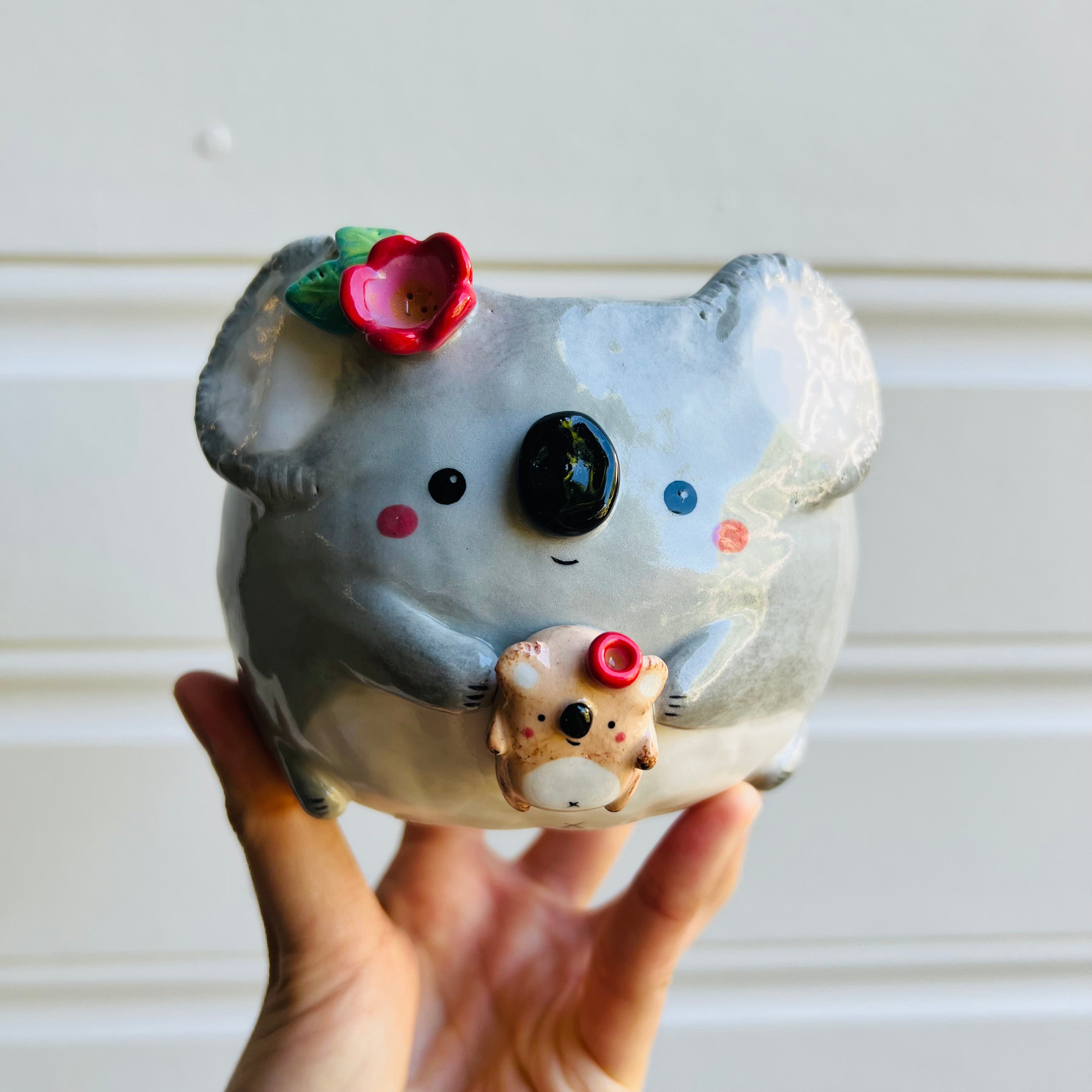 Flowery Koala Pot with koala baby