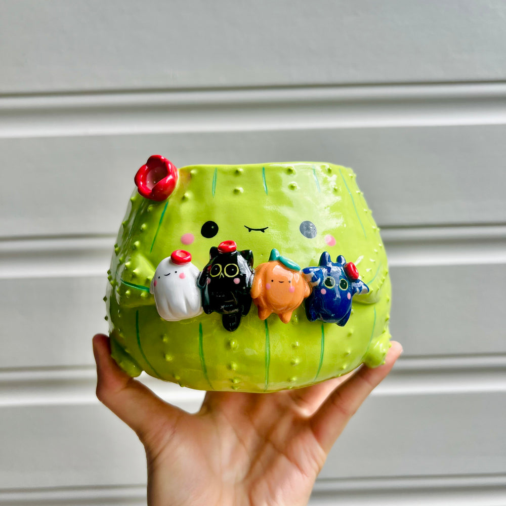 LARGE Halloween cactus pot with all the Halloween friends, photo 1 of 8