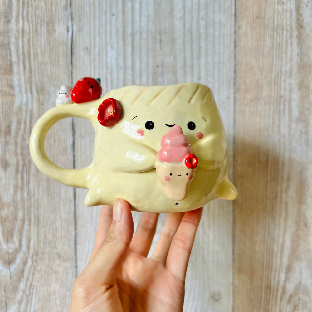 DUMPLING MUG with strawberry and cream ice cream friends, photo 1 of 8