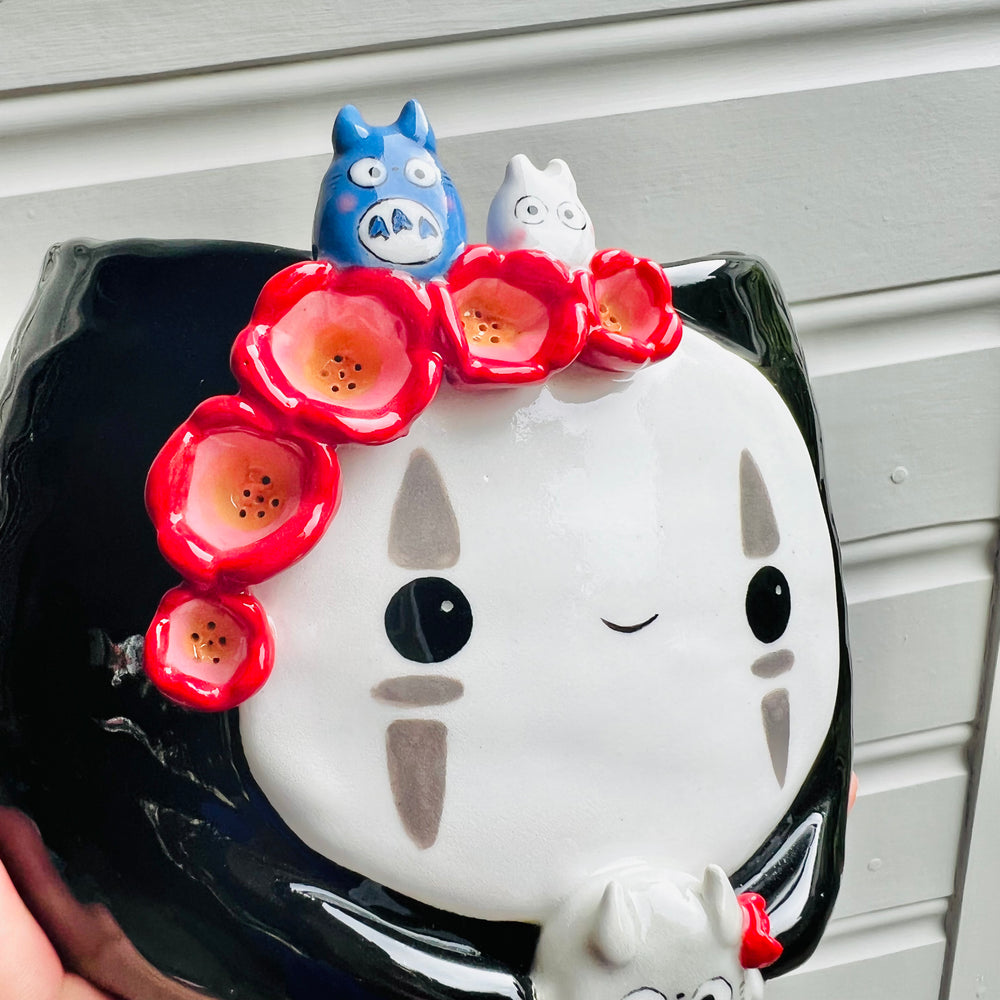 LARGE No Face pot with Totoro friends, photo 6 of 6