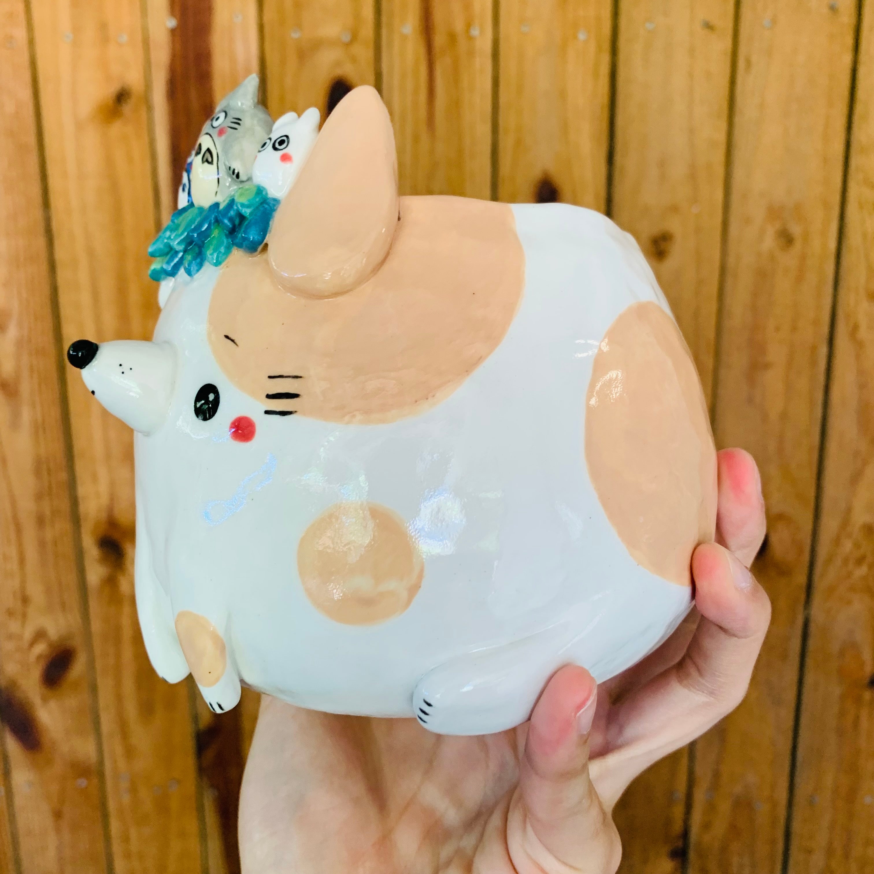 Cream spotty doggo pot with Totoro friends