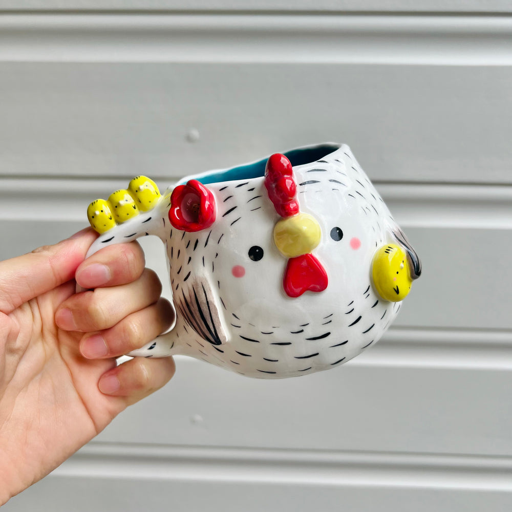 White chicken mug with chicks, photo 6 of 8