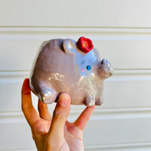 Hippo pot