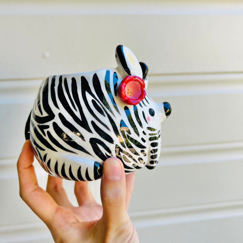 Zebra pot, photo 2 of 5
