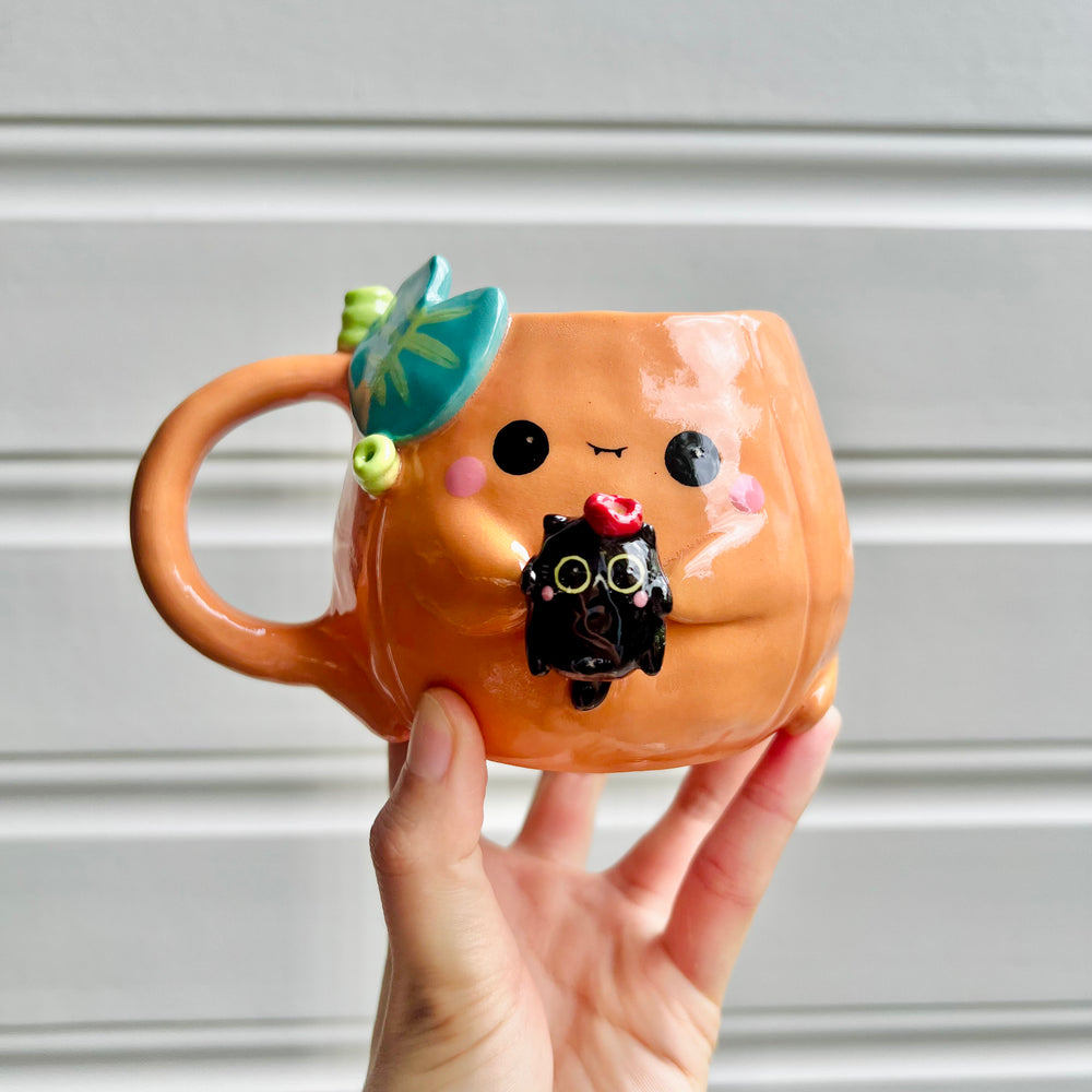 Halloween pumpkin mug with black cat friend, photo 1 of 6