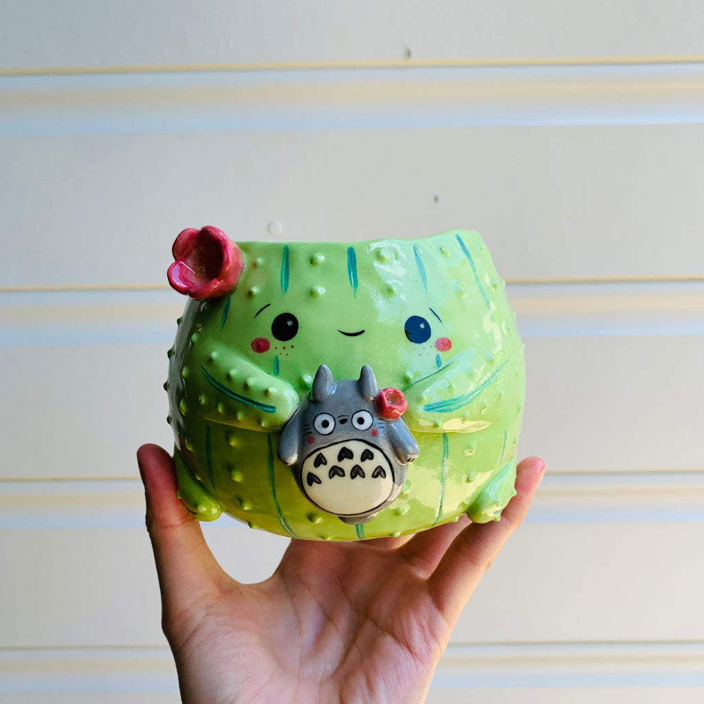 Flowery cactus pot with Totoro friend