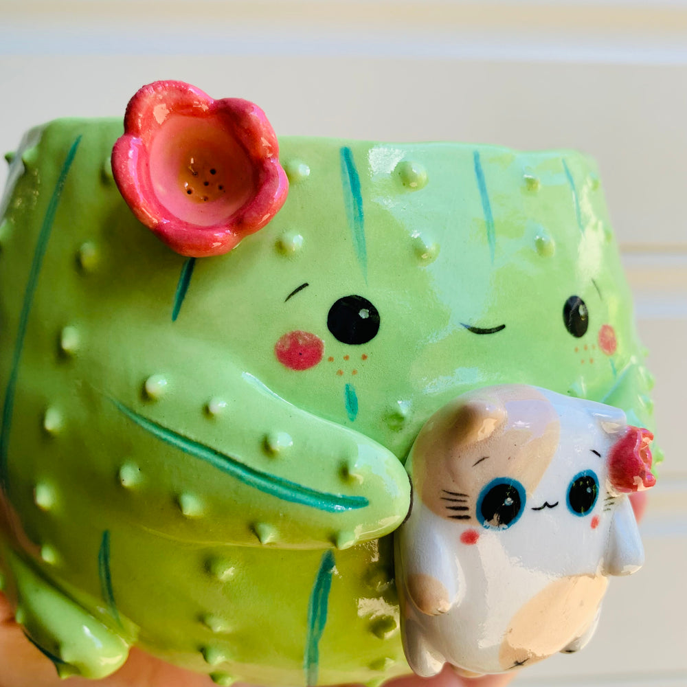 Flowery cactus pot with cat friend, photo 6 of 9